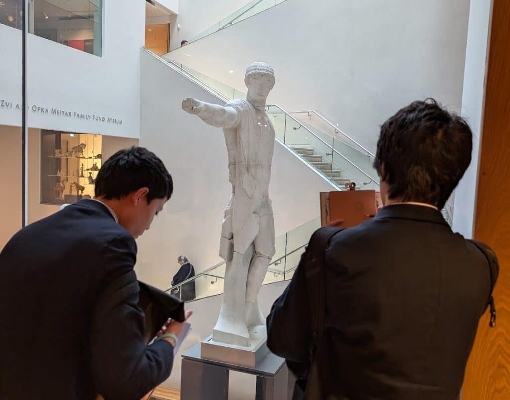 PXL_20251010_122921928.MP