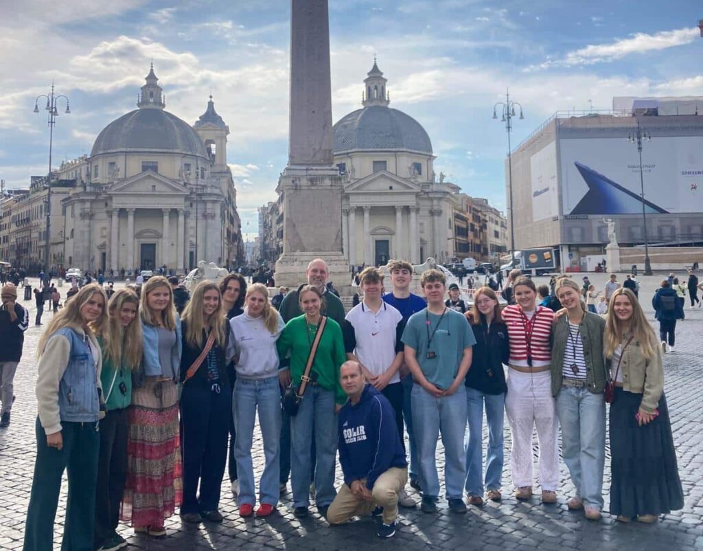 03a77295-7c58-401d-ae1a-2ff75eee1752